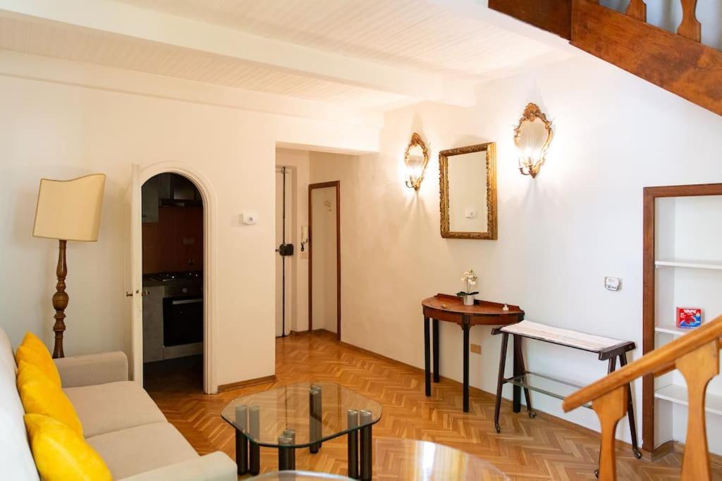 Charming 1Br Apartment Florens Exteriör bild